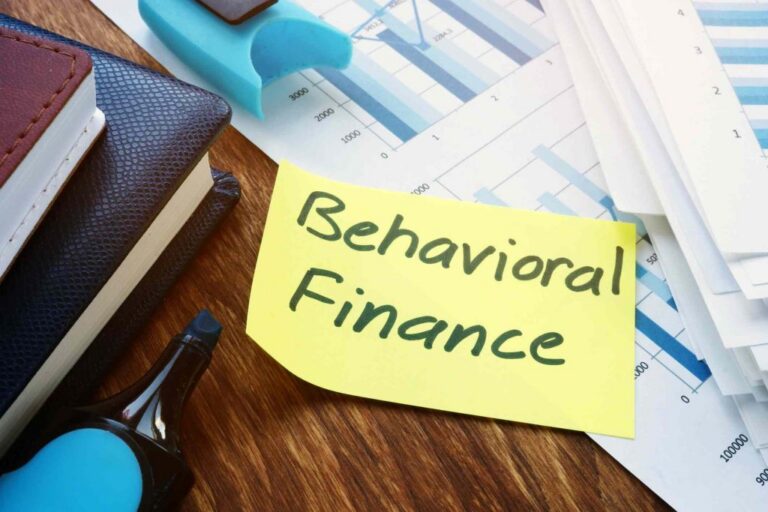 Behavioral finance: How psychology affects your financial decisions in the US