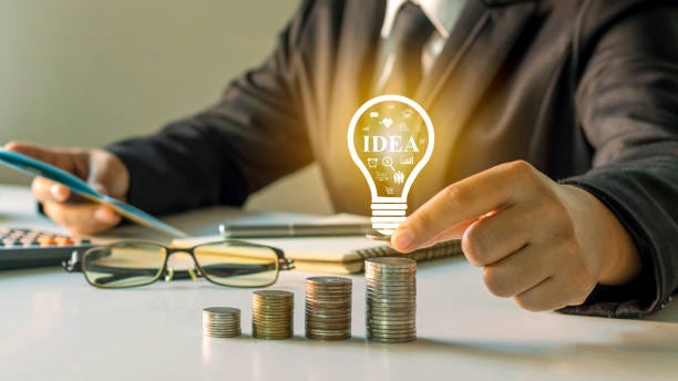 Financial planning for entrepreneurs: Balancing personal and business expenses