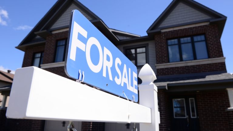 The impact of interest rates on real estate loan refinancing in the U.S.