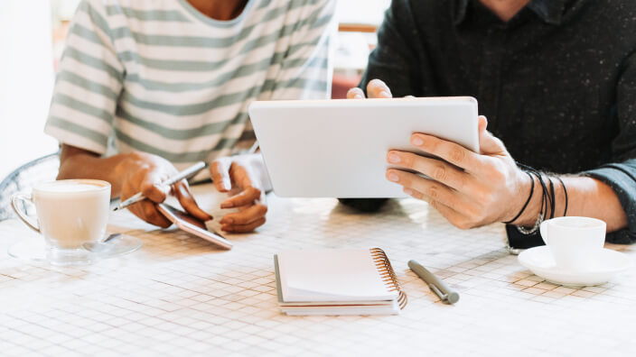 Managing joint accounts in the USA: Tips and best practices!