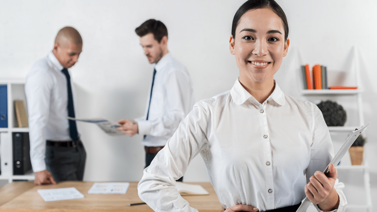 Curso online e gratuito de Auxiliar Administrativo