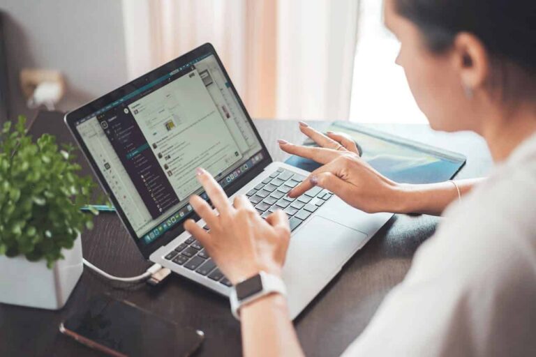 Quais idiomas aprender para trabalhar com tecnologia?