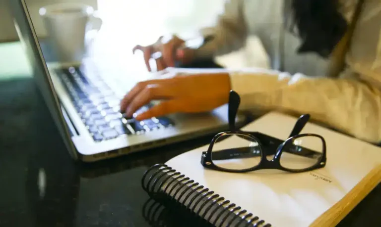 Cursos pagos com parcelamento sem juros: Veja opções acessíveis!