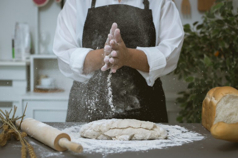 Cursos presenciais de panificação: Aprenda a fazer pães e doces