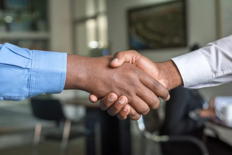 Os melhores idiomas para quem quer se destacar no mercado de trabalho
