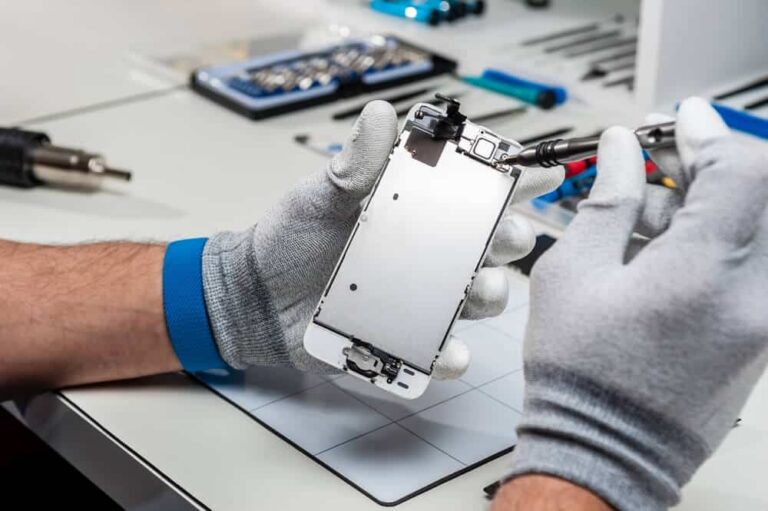 Cursos presenciais de manutenção de celulares: Mercado em alta!