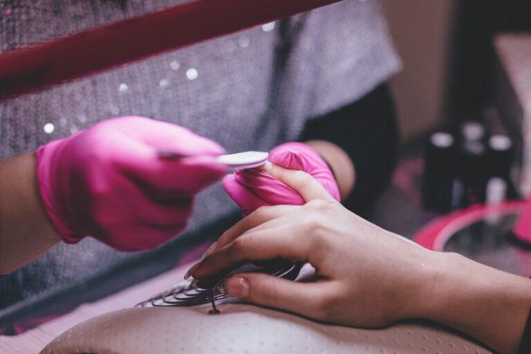 Curso de Manicure e Pedicure do Certificados Cursos Online: Aprenda como se inscrever